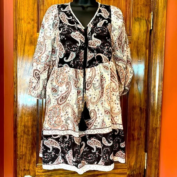 Paisley Bell Sleeve Dress - Picture 1 of 6